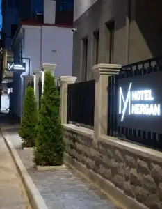 Mergan - 8