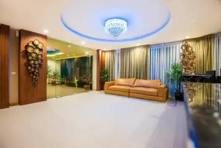 Clarian Beach Patong - 28