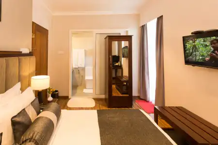 Grand Turf Boutique-hotel - 4