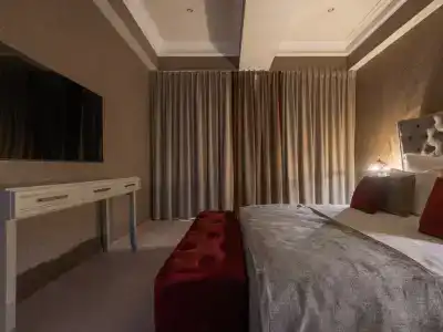 Zolotoy Delfin - 110