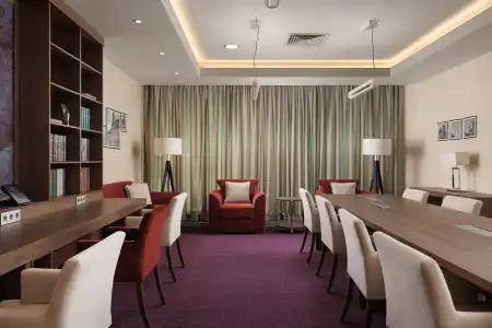 Hampton by Hilton Strogino - 19