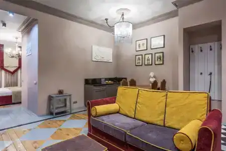 Art Village Club - 121