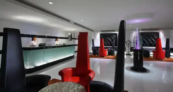 Nova Suites Pattaya by Compass Hospitality - 2