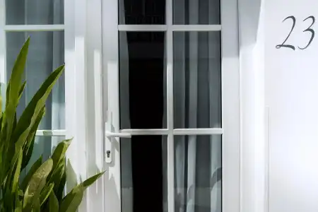 White Boutique and Residences - 15