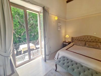 Sofia Boutique 9 - 224