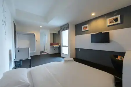Sukhumvit Beds - 17
