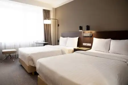 Courtyard by Marriott City Center - 7