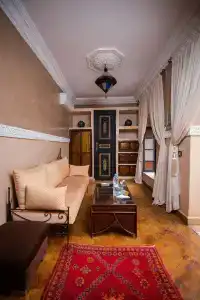 Riad Tachchaqa - 84
