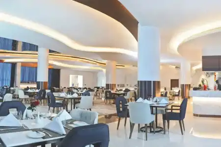 Royal M Beach Resort - 2