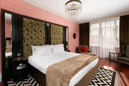 DOM Boutique by Authentics - 76