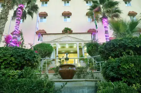 Amra Palace International - 0