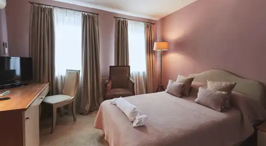 Vozdvyzhensky Boutique-Hotel - 62