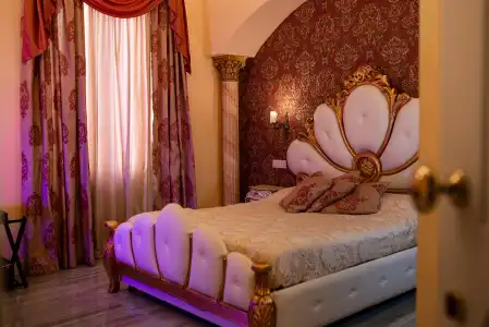 Impero Vaticano Suites Guest House - 193