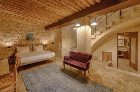 Solem Cave Suites - 31