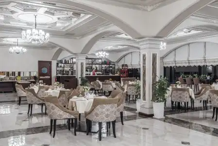 The Royal Mezbon & SPA - 38