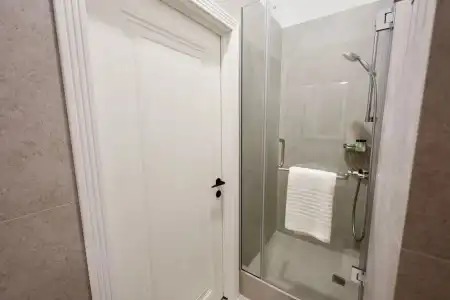 HELLO INN budget - 35