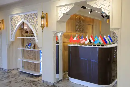 Amir Plaza - 37