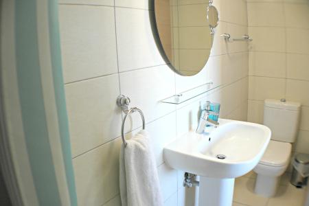 Eden Beach Apartments - 4