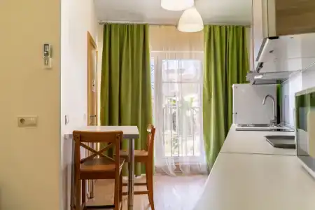 Odeon Guest House - 164