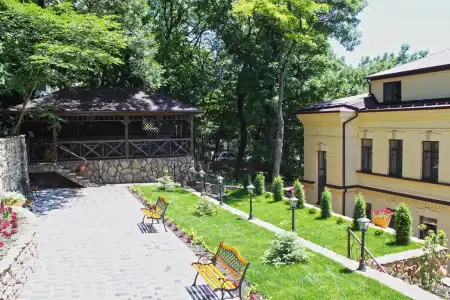 Meditsinskij Tsentr Knyazhna Meri Mini-Hotel - 39
