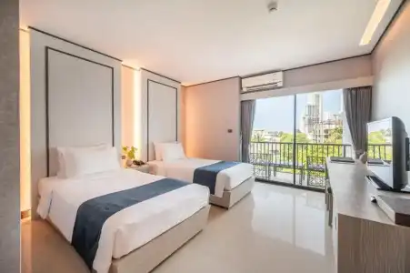 Manhattan Pattaya - 4