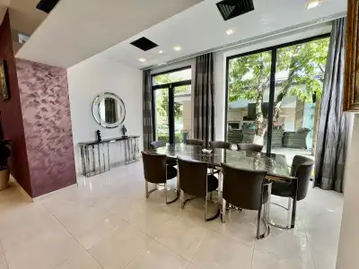 Luxury Villa With Pool and Jacuzzi - 11