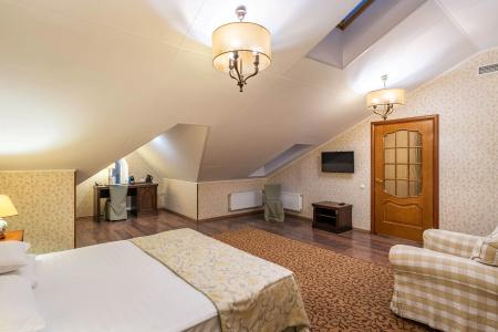 Lancaster Court - 53