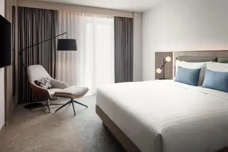 Courtyard By Marriott - 34