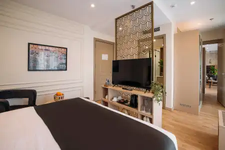 Monday by Dnt Group - 13