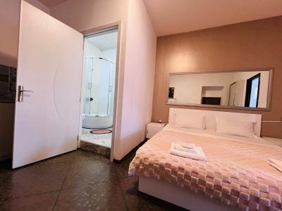 Meidan Inn - 48