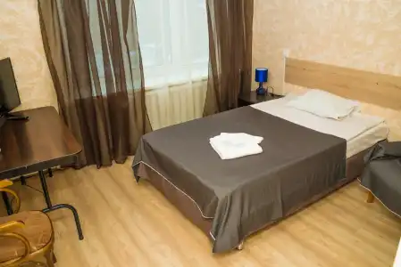 Inn - 21
