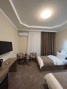 Khan Palace - 20