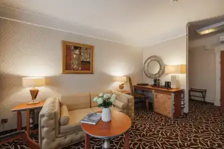 Dvor Podznoyeva Main Building - 74