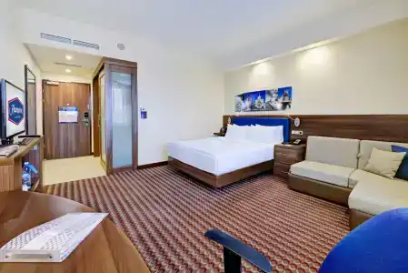 Hampton by Hilton Volgograd Profsoyuznaya - 56