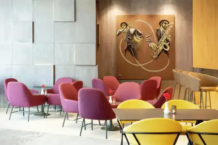 Hilton Garden Inn Tirana - 9