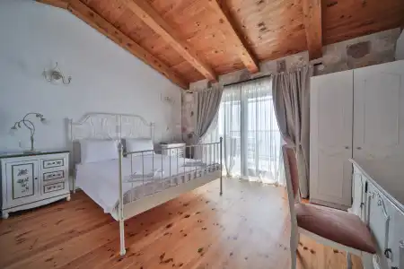 Olive Resort - 88