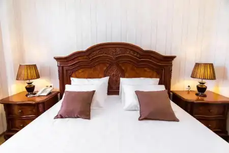 Elia Palace - 4