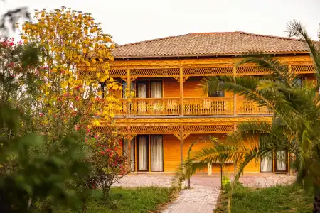 Chateau Kvirike - 2