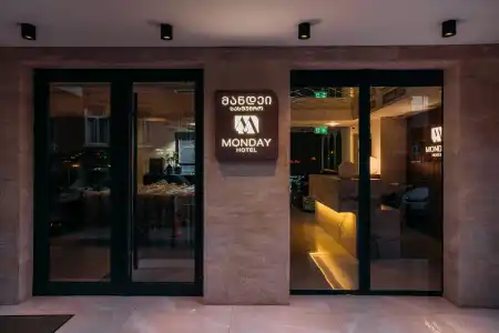 Monday by Dnt Group - 24