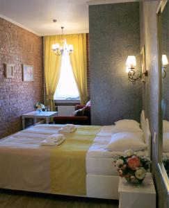 Art Nuvo Palace - 80