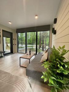 Geometrika • Lounge - 202