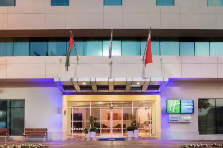 Holiday Inn Express Dubai - Jumeirah - 39