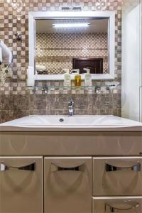 Nochnoy Kvartal - 124