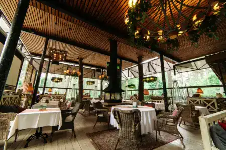 Veranda - 12