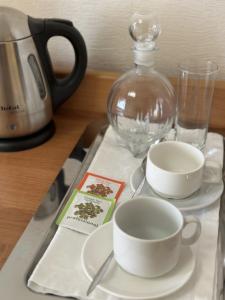 La Vie De Chateau - 105