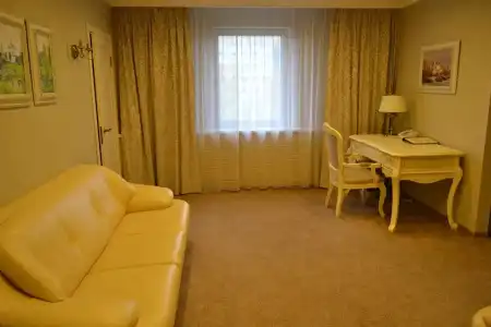 Atrium - 20