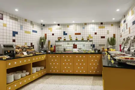 Ibis Styles Old - 16