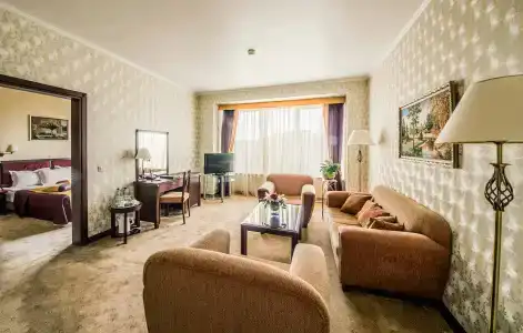 Hotel - 60