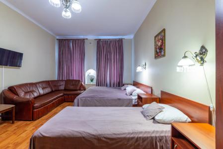 Демократ на Некрасова 58 - 223