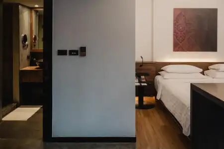 RakYim Siam Sukhumvit 15 - 47
